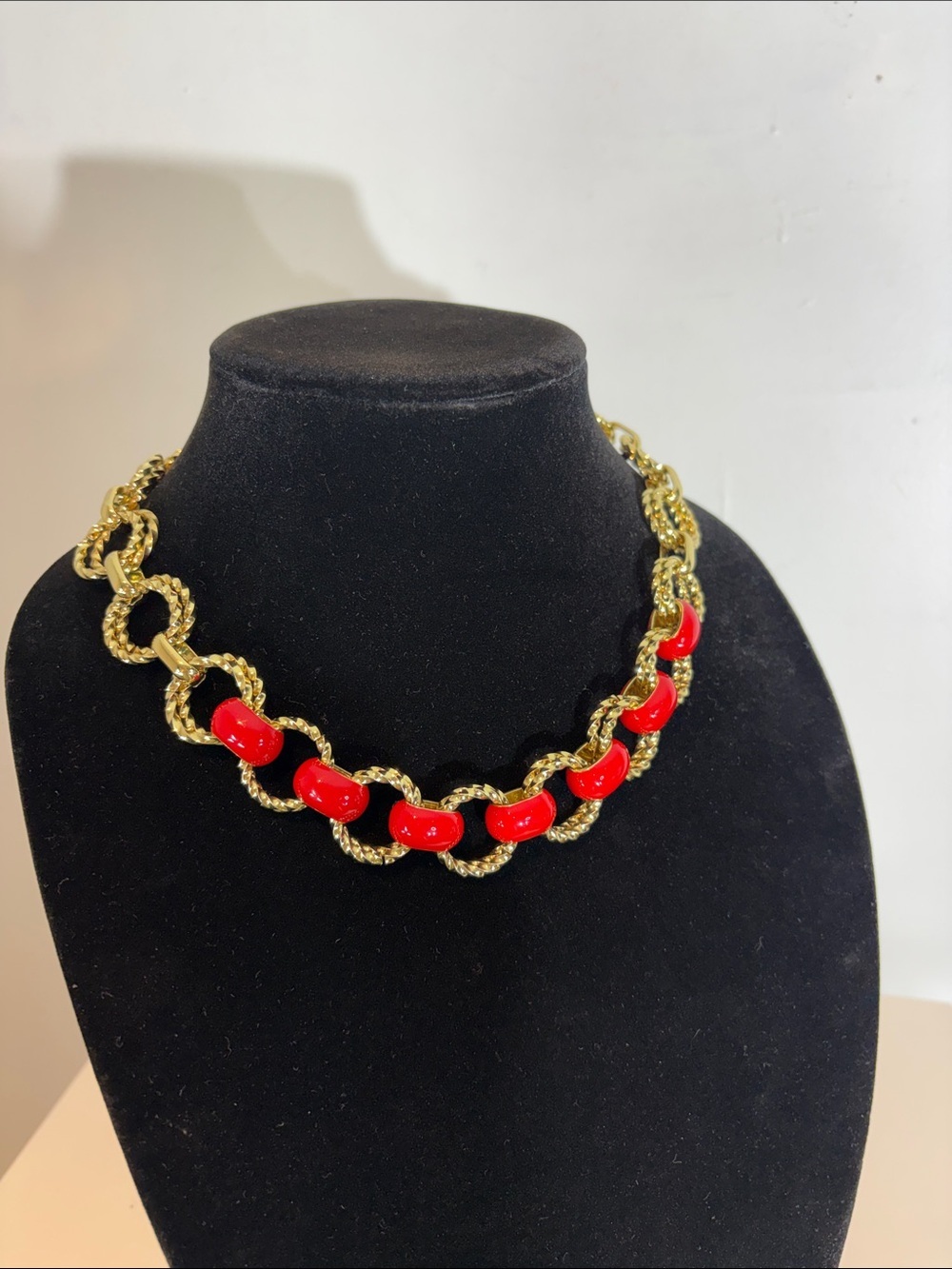 Talbots Gold Tone & Red Enamel Link Statement Necklace/choker